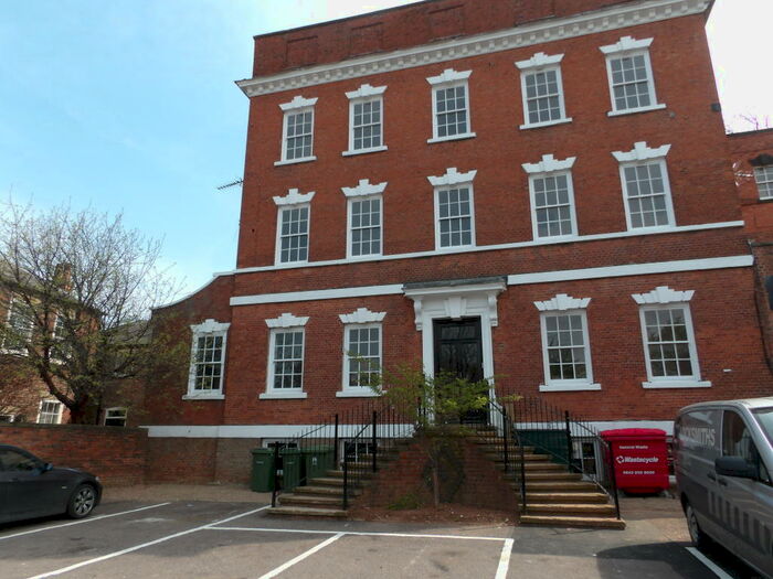 2 Bedroom Apartment To Rent In North Gate, Newark, NG24