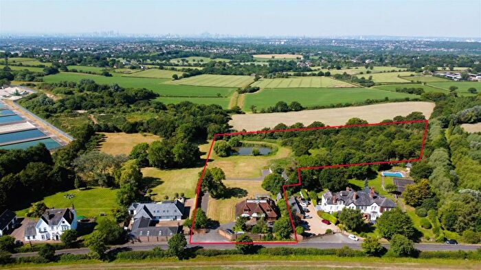 5 Bedroom Detached House For Sale In Oakbrook, Pudding Lane, Chigwell, IG7