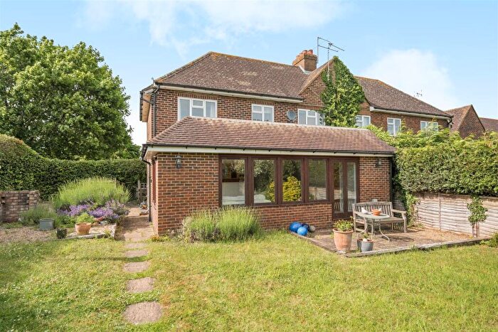3 Bedroom Semi-Detached House For Sale In Farleys Close, West Horsley, KT24