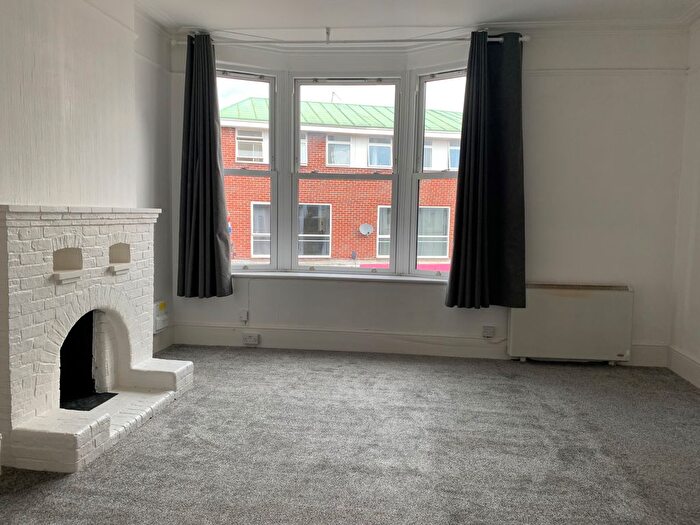 1 Bedroom Flat To Rent In High Street, Godalming, GU7