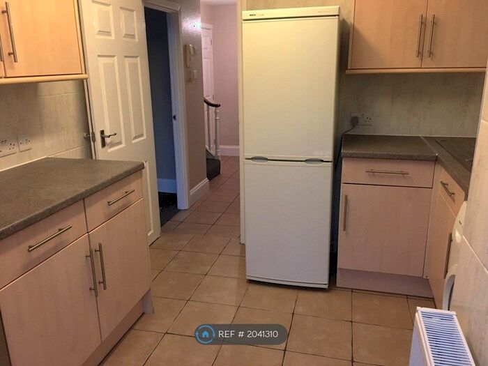 1 Bedroom Flat To Rent In Cheltenham Road, Bristol, BS6