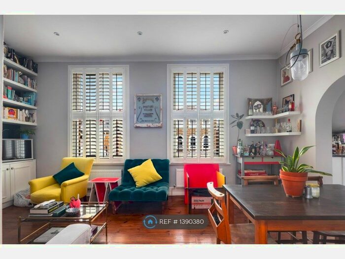 2 Bedroom Flat To Rent In London, London, E9