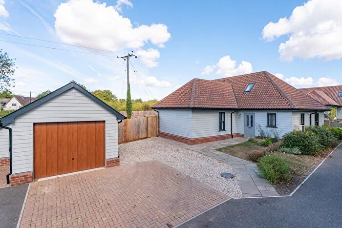 4 Bedroom Chalet For Sale In Lower Road, Hundon, Suffolk, CO10