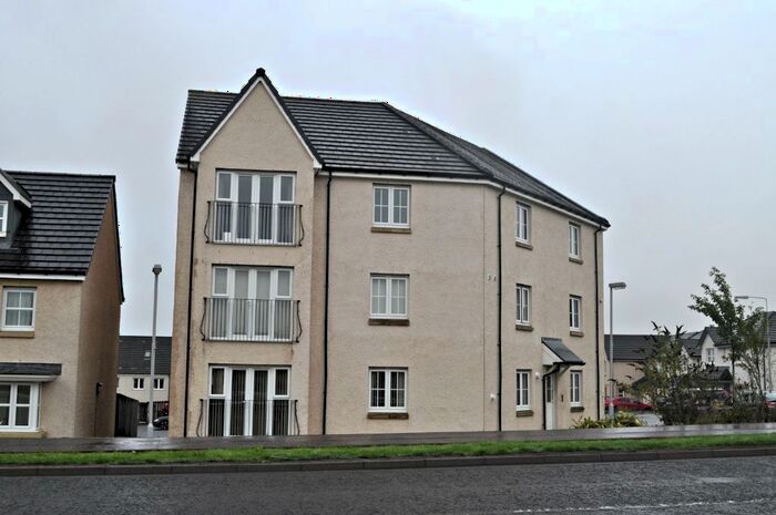 2 Bedroom Flat To Rent In E Kenneth Place, Dunfermline, Fife, KY11