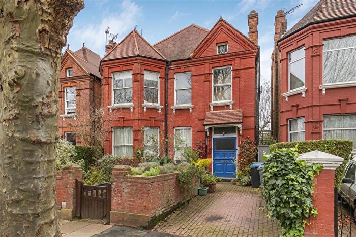 1 Bedroom Flat For Sale In Dartmouth Road, NW2