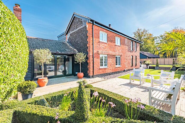 5 Bedroom Detached House For Sale In Wicklewood, NR18