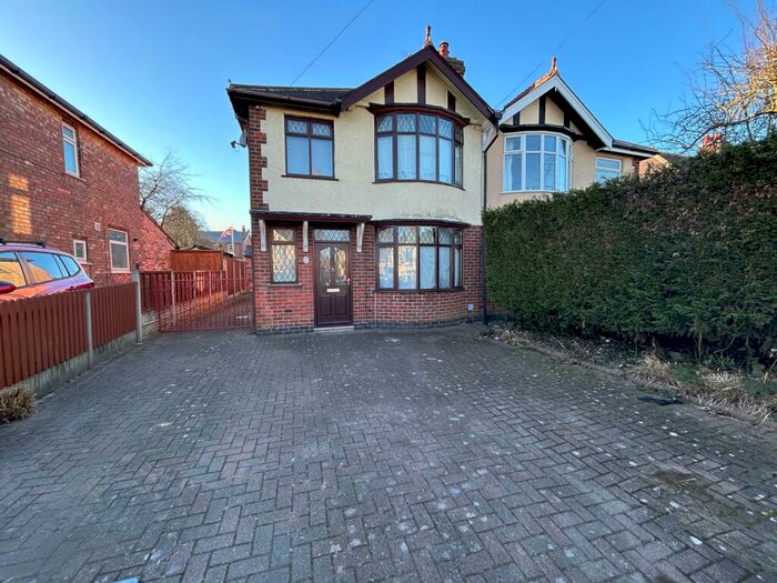 3 Bedroom Semi-Detached House To Rent In Corden Avenue, Mickleover, Derby, DE3