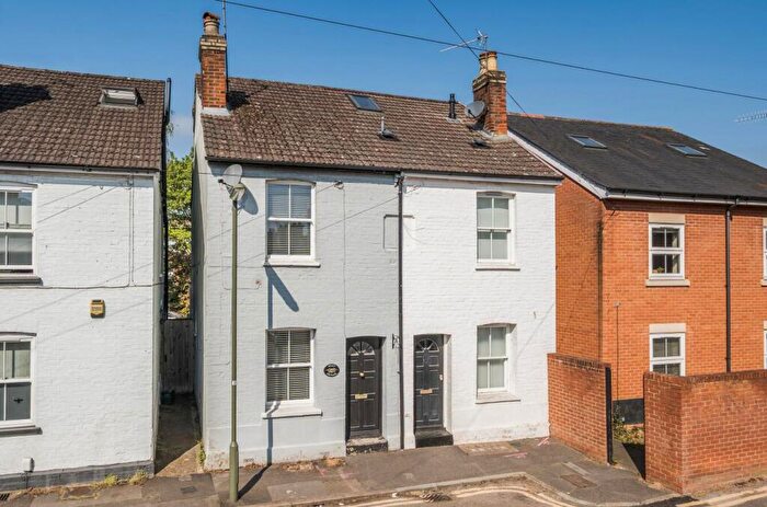 2 Bedroom Semi-Detached House For Sale In George Road, Guildford, GU1