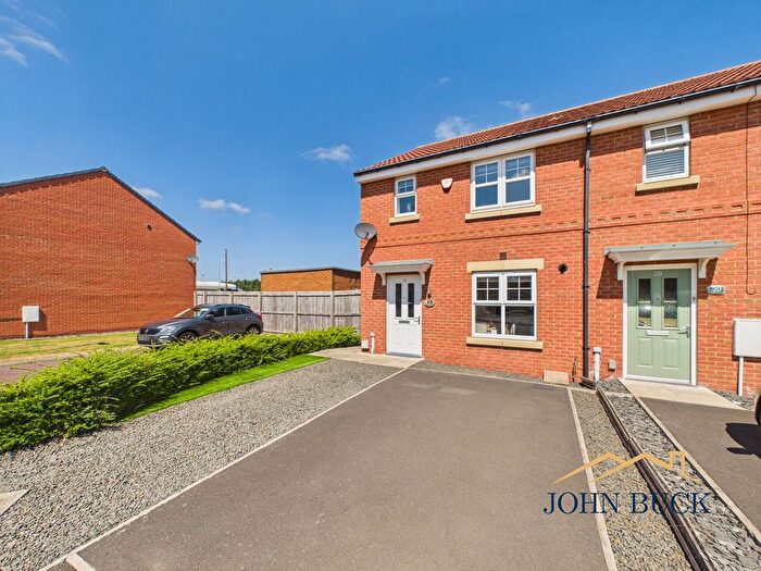 3 Bedroom End Of Terrace House For Sale In Eastgate, Houghton Le Spring, DH4