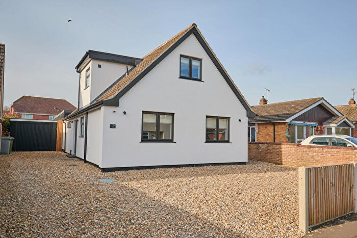 5 Bedroom Detached House For Sale In Lloyd Road, Norwich, NR8
