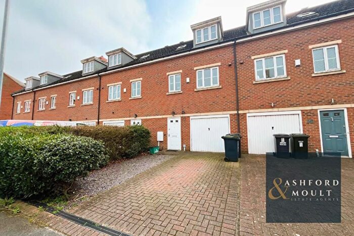 3 Bedroom Town House For Sale In Saxton Court, Arnold, Nottingham, NG5