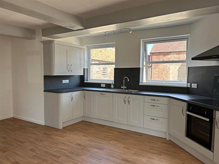 4 Bedroom Semi-Detached House To Rent In Thornton, Melbourne, York, YO42