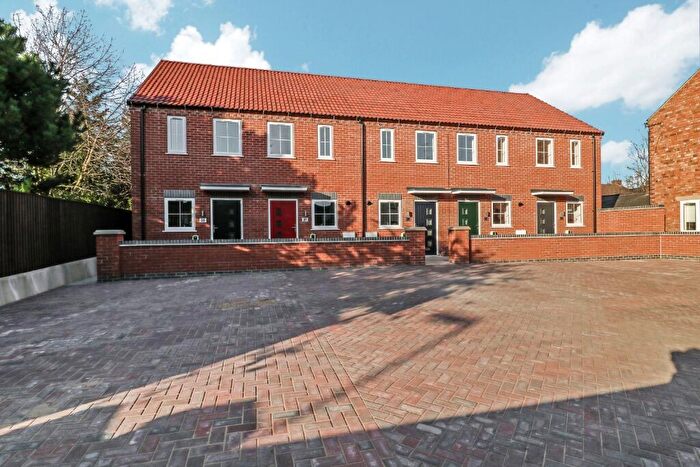 2 Bedroom Town House To Rent In St Catherines Court, Bracebridge, Lincoln, LN5