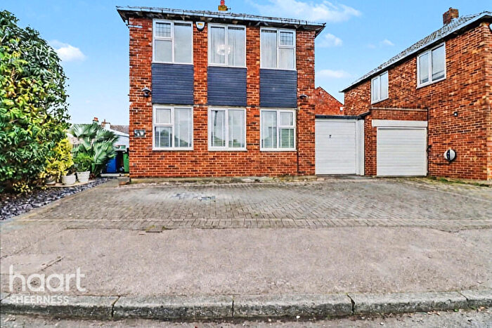 3 Bedroom Link Detached House For Sale In Richmond Street, Sheerness, ME12
