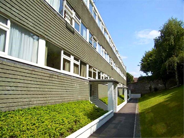2 Bedroom Apartment To Rent In Howecroft Court, Eastmead Lane, Bristol, BS9