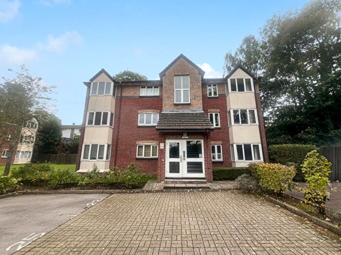 2 Bedroom Flat To Rent In High Street, West End, SO30