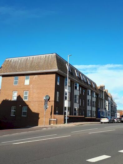 2 Bedroom Flat To Rent In William Street, Weymouth DT4
