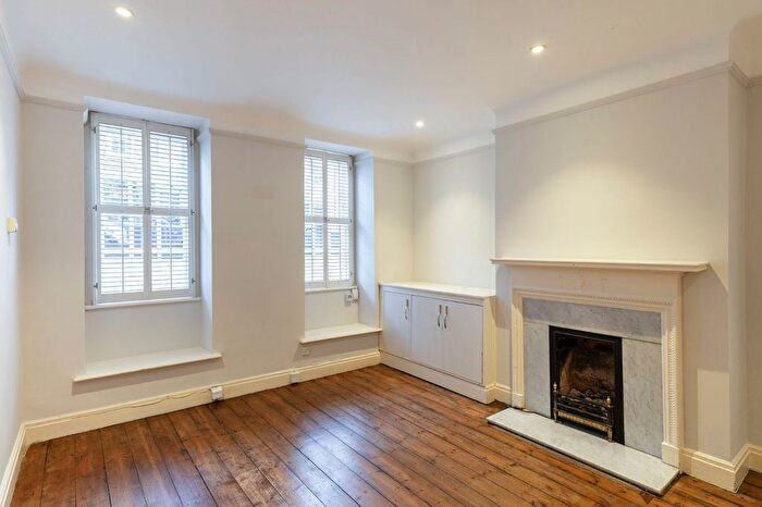 1 Bedroom Flat To Rent In Tryon House, Mallord Street, SW3
