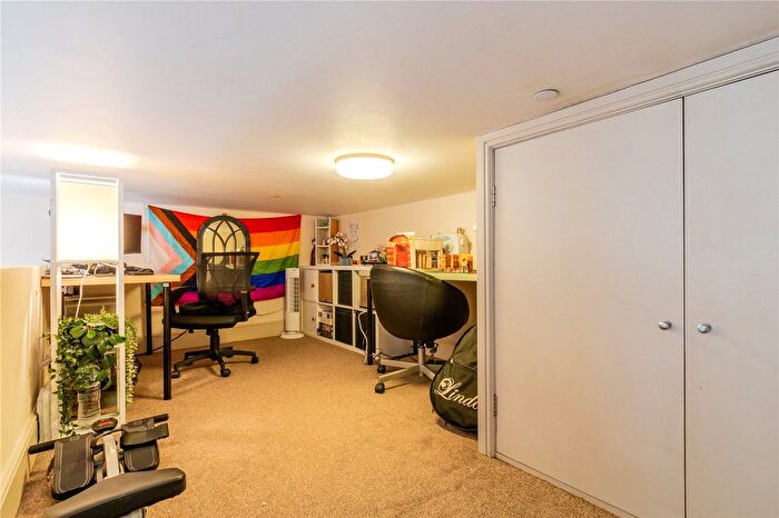 1 Bedroom Flat For Sale In Drill Hall, Old Market, BS2