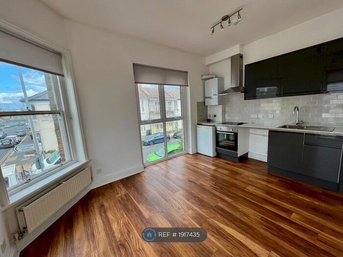 1 Bedroom Flat To Rent In Boundary Road, Hove, BN3
