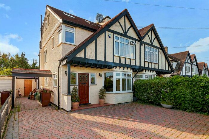 5 Bedroom Semi-Detached House To Rent In Waverley Road, Epsom, KT17