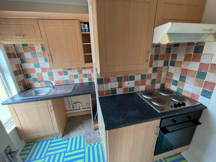 1 Bedroom Flat To Rent In Trinity Road, Sheerness, ME12