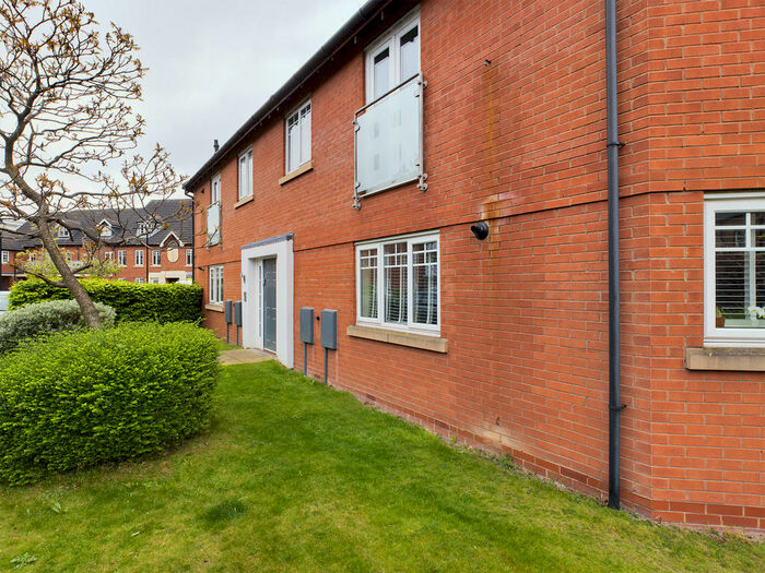 2 Bedroom Apartment To Rent In Wyllie Mews, Burton-on-Trent, DE14