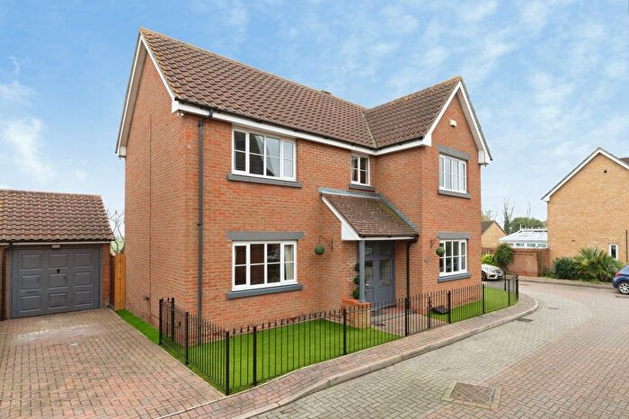 4 Bedroom Detached House For Sale In Nelson Road, Rochford, Essex, SS4