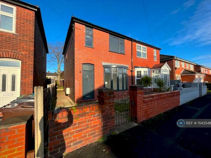 3 Bedroom Semi-Detached House To Rent In Mabel Road, Failsworth, Manchester, M35