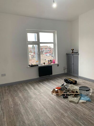 1 Bedroom Flat To Rent In Rochdale Road, Manchester, M9