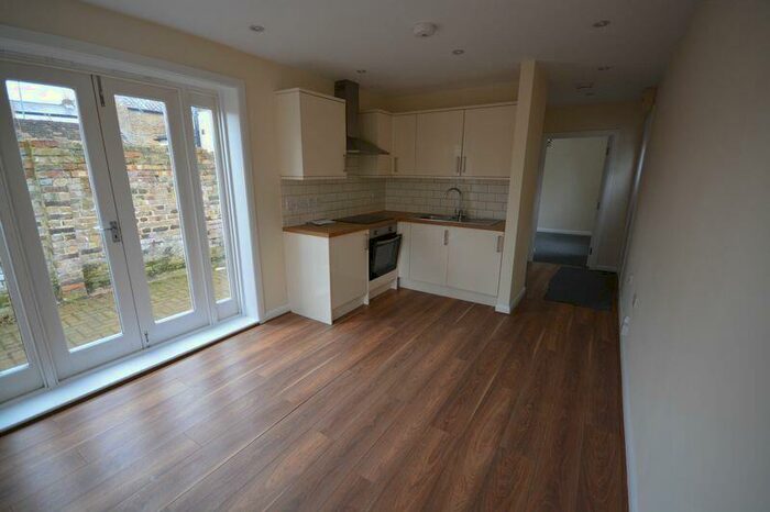 1 Bedroom Flat To Rent In Walker House, Brewer Street, Maidstone, Kent, ME14