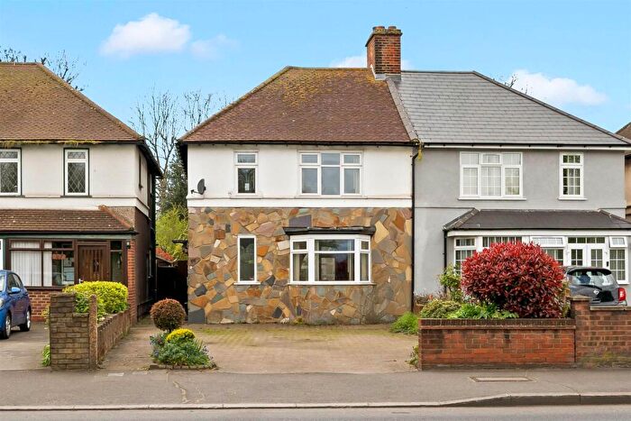 Terraced House For Sale In Commonside West, Mitcham, CR4