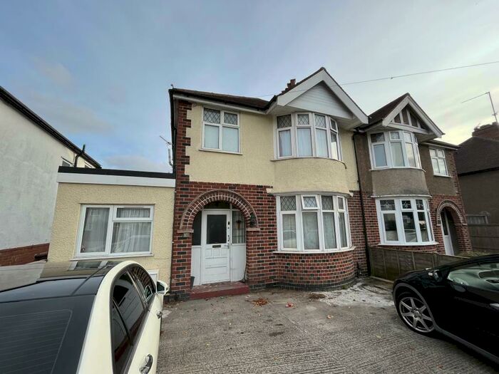 6 Bedroom Semi-Detached House To Rent In London Road, Hmo Ready Sharers, OX3
