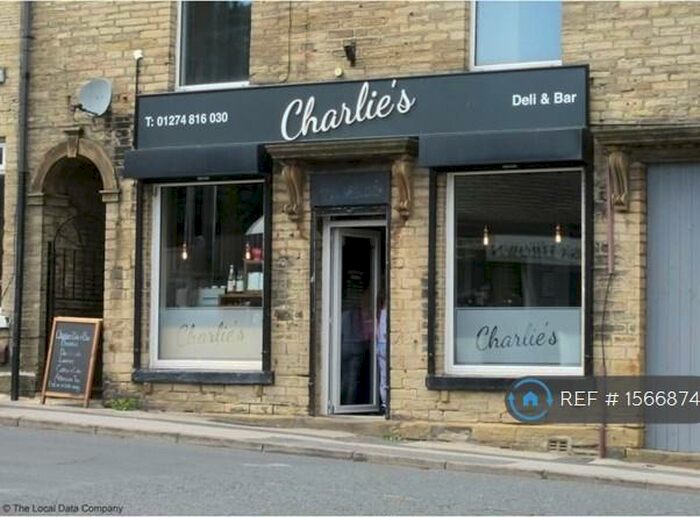 2 Bedroom Flat To Rent In Clayton, Bradford, BD14