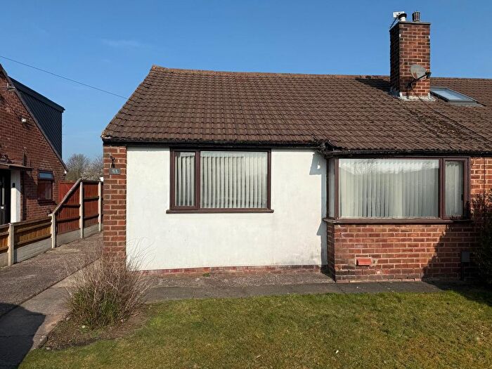 4 Bedroom Semi Detached Bungalow To Rent In Prestbury Drive, Warrington, WA4
