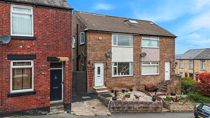 3 Bedroom Semi Detached House For Sale In Ibbotson Road, Walkley, S6