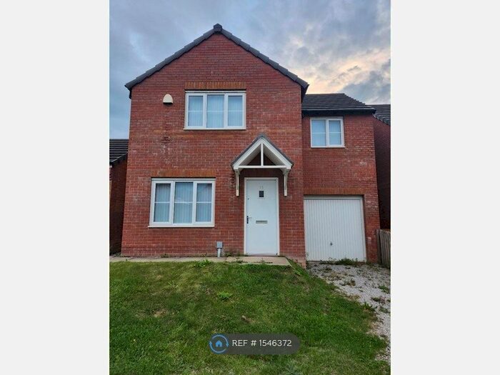 3 Bedroom Detached House To Rent In Lowry Way, Rochdale, OL11