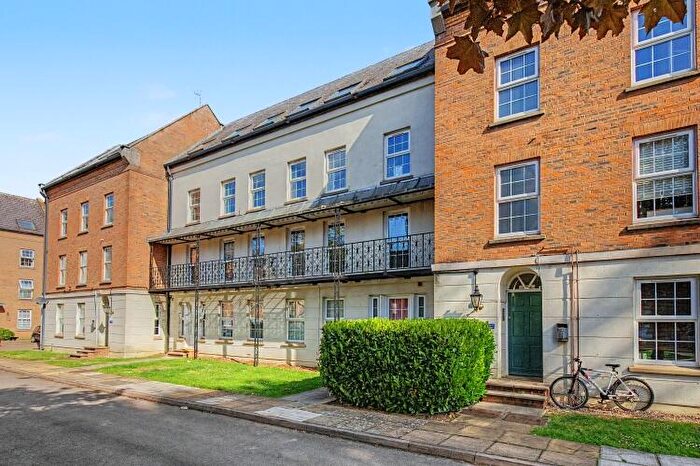 2 Bedroom Apartment To Rent In Victoria Place, Banbury, OX16