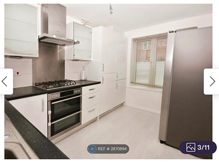 3 Bedroom Semi-Detached House To Rent In Conference Road, Aylesbury, HP18