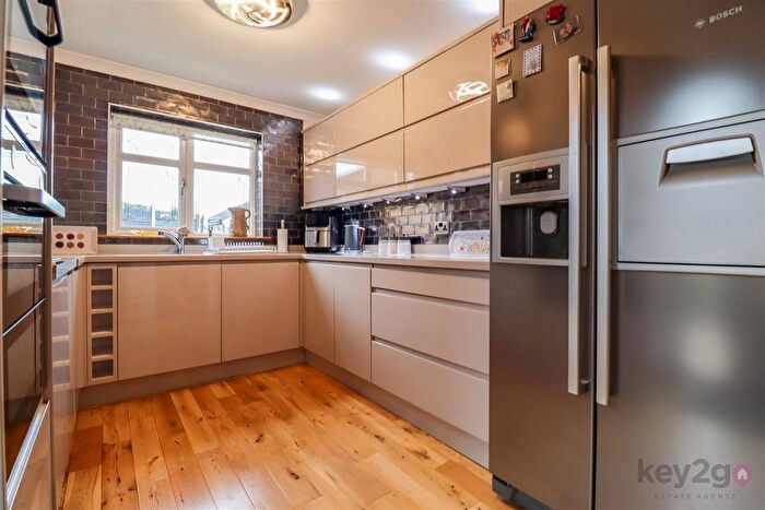 3 Bedroom Detached Bungalow For Sale In Kingswood Grove, Owlthorpe, Sheffield, S20