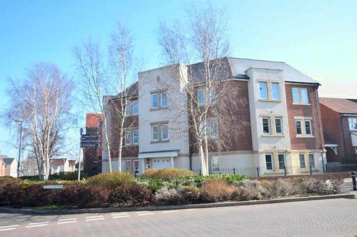 2 Bedroom Flat To Rent In Osprey Avenue, Bracknell, Berkshire, RG12