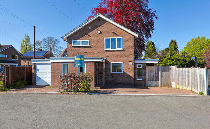 4 Bedroom Detached House For Sale In Glenthorne Close, Brampton, Chesterfield, S40