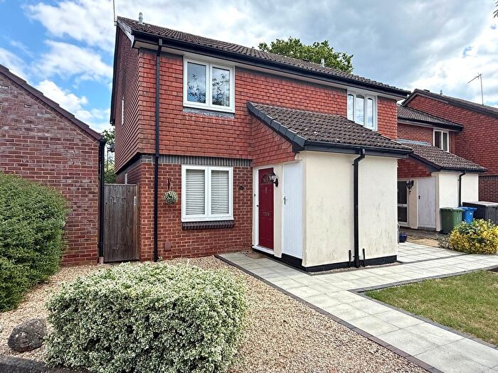 2 Bedroom Terraced House For Sale In Wythemede, Foxley Fields, Binfield, RG42