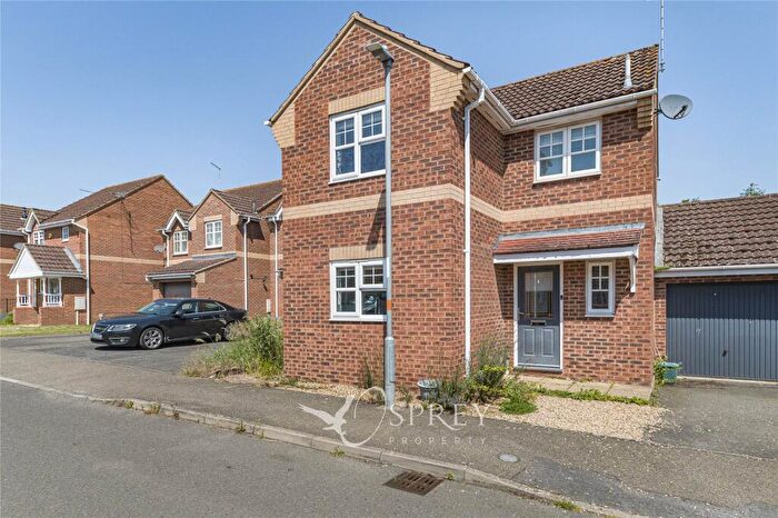 3 Bedroom Link Detached House For Sale In Creed Road, Oundle, Northamptonshire, PE8