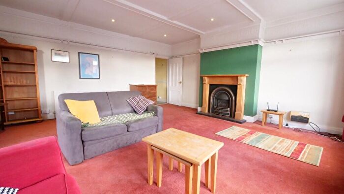 2 Bedroom Apartment To Rent In Wilmslow Road, Manchester, Greater Manchester, M20