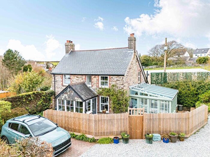 3 Bedroom Detached House For Sale In Trevelmond, Liskeard, PL14