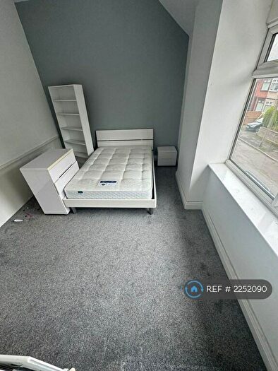 4 Bedroom Terraced House To Rent In Leek Road, Stoke-On-Trent, ST4