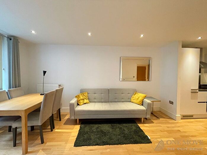 1 Bedroom Flat To Rent In Canary View, Greenwich, SE10