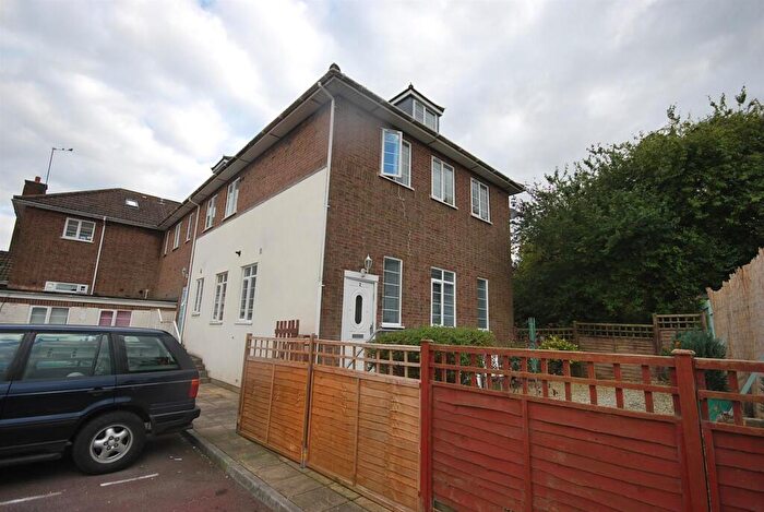 1 Bedroom Flat To Rent In Whitfield House, Kingswood, Bristol, BS15