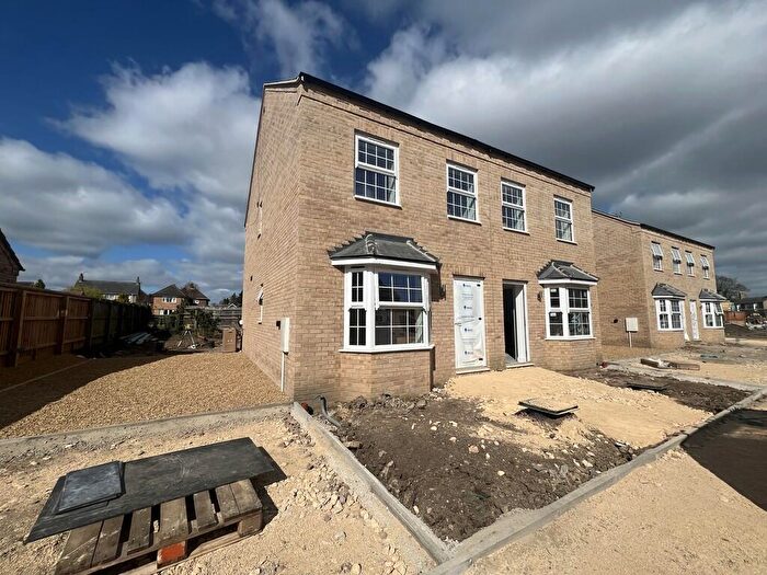 3 Bedroom Semi Detached House For Sale In Ellingham Gardens, Chatteris, Cambs, PE16